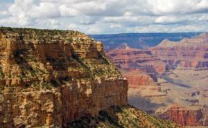 American Experience With Costa Rica Summer 15N-16D International Tour Package